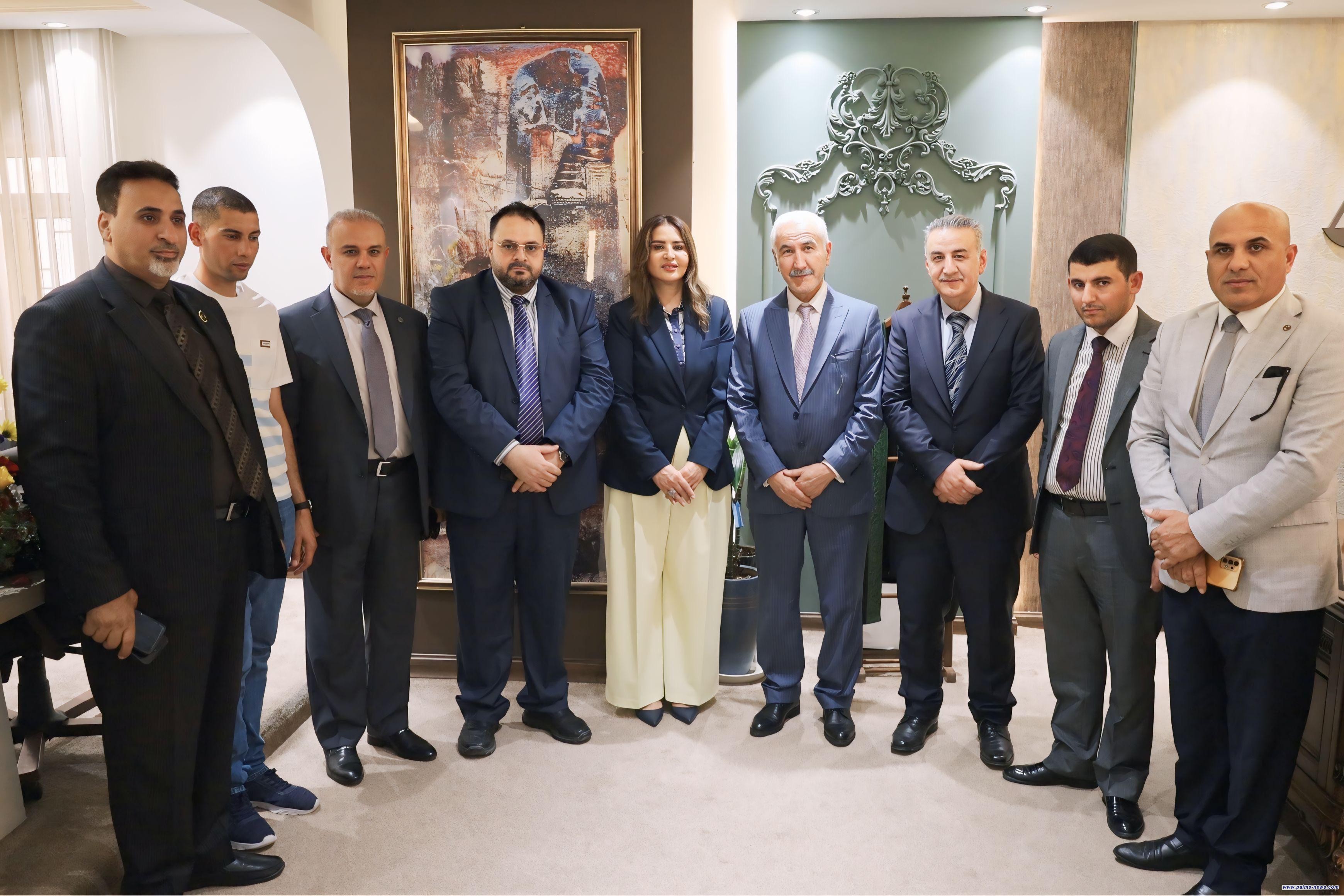 لقاء للمباركة للدعم..  رجال قانون من كردستان في نقابة المحامين العراقيين ببغداد